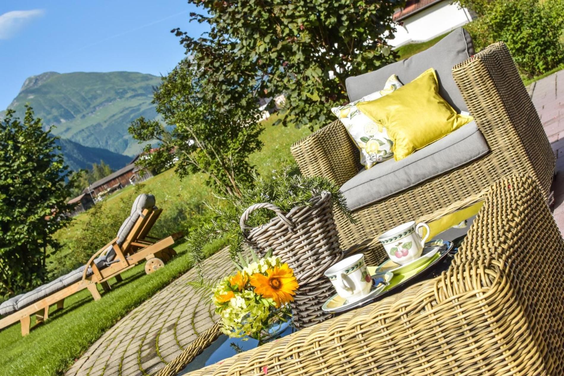 Landhaus Bernhard Apartment Holzgau Exterior photo